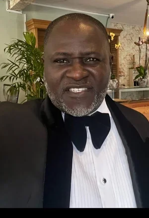 Dr. Kwabena Ekremet